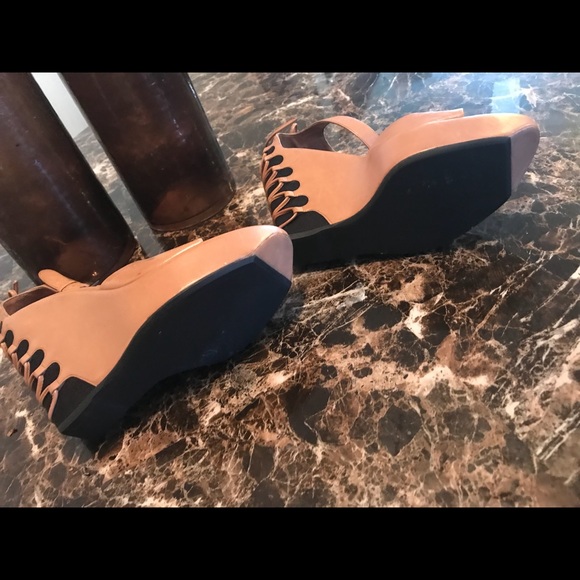ALAIA Paris shoes - Picture 6 of 7